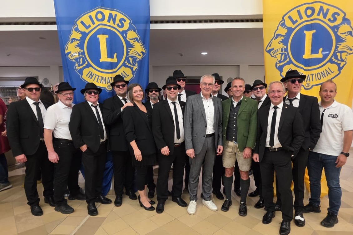 Blues Briederchen mit Landrat und Bürgermeister